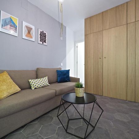 Torrassa Cozy Apartment By Olala Homes L'Hospitalet de Llobregat Exteriör bild