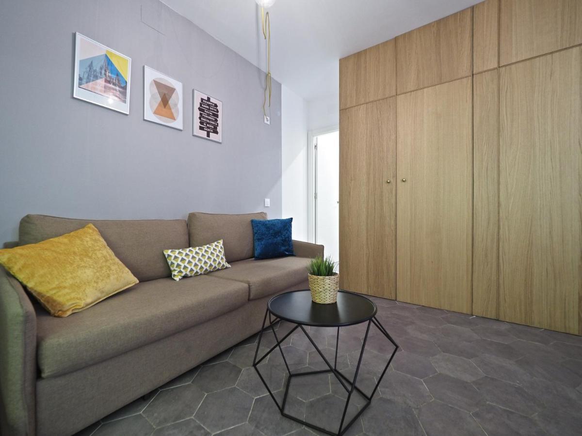 Torrassa Cozy Apartment By Olala Homes L'Hospitalet de Llobregat Exteriör bild